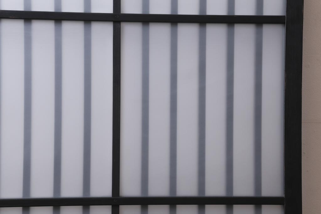 アンティーク建具　和製アンティーク　昭和中期　すりガラス入り　ブラックペイントがシックなガラス戸1枚(引き戸、建具)(R-038567)