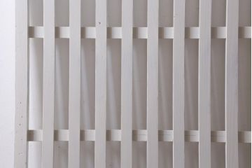 アンティーク建具　和製アンティーク　ペイント　シャビーな風合いが魅力の荒格子戸1枚(格子戸、建具、はめ殺し)(R-038568)