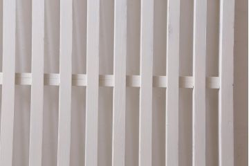 アンティーク建具　和製アンティーク　ペイント　シャビーな風合いが魅力の荒格子戸1枚(格子戸、建具、はめ殺し)(R-038568)