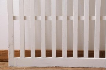 アンティーク建具　和製アンティーク　ペイント　シャビーな風合いが魅力の荒格子戸1枚(格子戸、建具、はめ殺し)(R-038569)