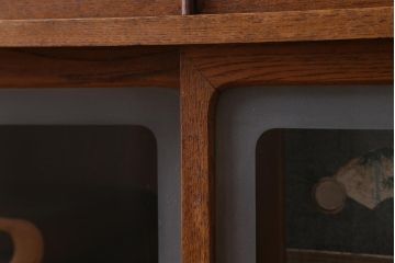 アンティーク家具　昭和中期　味わい深い木肌が魅力の茶箪笥(茶棚、飾り棚)(R-038598)