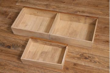 アンティーク家具　昭和中期　味わい深い木肌が魅力の茶箪笥(茶棚、飾り棚)(R-038598)