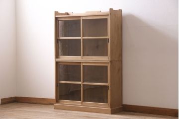 アンティーク家具　大正昭和初期　ストリップド(剥離)　ゆらゆらガラスがレトロな雰囲気を高める重ねキャビネット(飾り棚、陳列棚、収納棚)(R-038601)