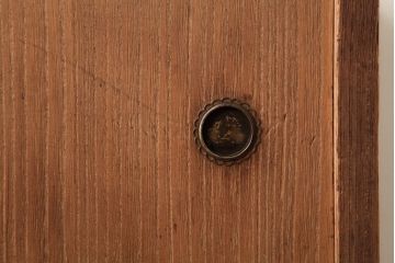 アンティーク家具　和製アンティーク　昭和中期　桐材が味わい深い戸棚(収納棚、キャビネット)(R-038632)