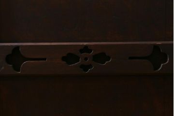 アンティーク家具　和製アンティーク　明治大正期　ヒノキ材　和の風情漂う水屋サイドボード(水屋箪笥、収納棚)(R-038639)