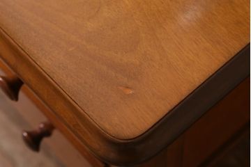 中古　横浜ダニエル(daniel)　A-402　ラウンド型の鏡が印象的な上品な佇まいのドレッサー(鏡台)(R-038643)