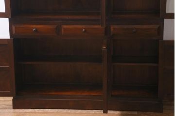 中古　松本民芸家具　特注品!シックな佇まいのG型面取食器棚(収納棚、戸棚キャビネット)(R-038646)