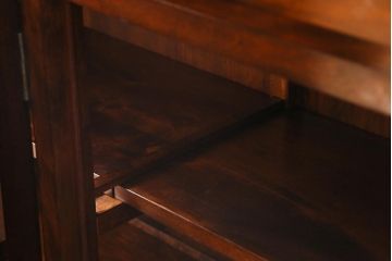 中古　松本民芸家具　特注品!シックな佇まいのG型面取食器棚(収納棚、戸棚キャビネット)(R-038646)