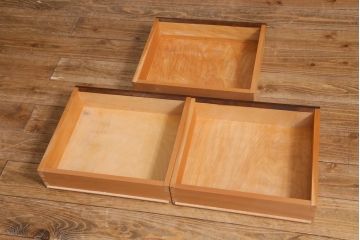 中古　松本民芸家具　特注品!シックな佇まいのG型面取食器棚(収納棚、戸棚キャビネット)(R-038646)