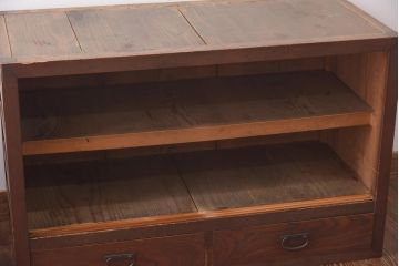 アンティーク家具　明治大正期　前面ケヤキ材・ヒノキ材　和の風情漂う横桟が目を惹く帳場箪笥(ローボード、収納棚)(R-038667)