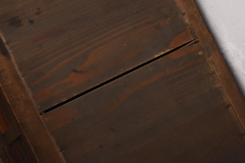 アンティーク家具　明治大正期　前面ケヤキ材・ヒノキ材　和の風情漂う横桟が目を惹く帳場箪笥(ローボード、収納棚)(R-038667)