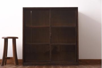 アンティーク家具　大正昭和初期　レトロな佇まいが魅力のゆらゆらガラス戸付き本箱(ブックケース、収納棚、飾り棚)(R-038668)