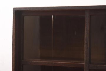 アンティーク家具　大正昭和初期　レトロな佇まいが魅力のゆらゆらガラス戸付き本箱(ブックケース、収納棚、飾り棚)(R-038668)