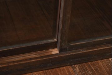 アンティーク家具　大正昭和初期　レトロな佇まいが魅力のゆらゆらガラス戸付き本箱(ブックケース、収納棚、飾り棚)(R-038668)