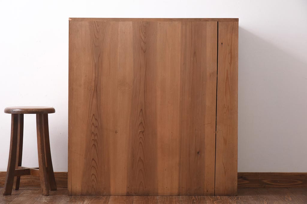 アンティーク家具　大正昭和初期　レトロな佇まいが魅力のゆらゆらガラス戸付き本箱(ブックケース、収納棚、飾り棚)(R-038668)