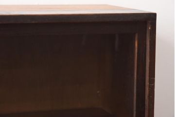 アンティーク家具　大正昭和初期　レトロな佇まいが魅力のゆらゆらガラス戸付き本箱(ブックケース、収納棚、飾り棚)(R-038668)