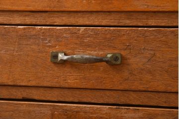 レトロ家具　昭和レトロ　昭和中期　ノスタルジックな雰囲気たっぷりのチェスト(引き出し、タンス、サイドチェスト)(R-038683)