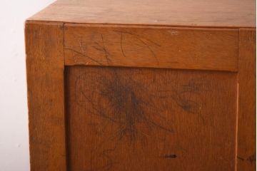 レトロ家具　昭和レトロ　昭和中期　ノスタルジックな雰囲気たっぷりのチェスト(引き出し、タンス、サイドチェスト)(R-038683)