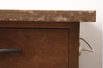 アンティーク家具　昭和レトロ　木の質感が楽しめるシンプルな電話台(サイドキャビネット、収納棚、飾り棚)(R-038687)