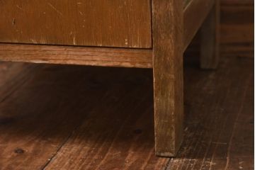 アンティーク家具　昭和レトロ　木の質感が楽しめるシンプルな電話台(サイドキャビネット、収納棚、飾り棚)(R-038687)