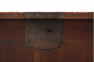 アンティーク家具　和製アンティーク　明治期　ヒノキ材　倹飩式の扉が趣あふれる箪笥(引き出し、収納棚)(R-038688)