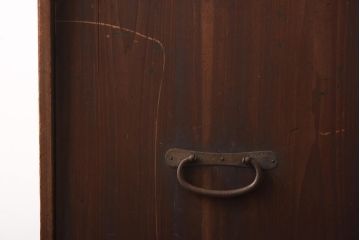 アンティーク家具　和製アンティーク　明治期　ヒノキ材　倹飩式の扉が趣あふれる箪笥(引き出し、収納棚)(R-038688)