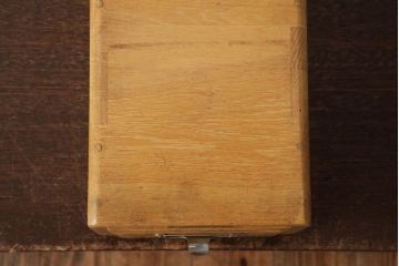 レトロ家具　昭和レトロ　ナラ材　KIHARA　ネームプレート付きの小さなカードケース(小引き出し、図書館、図書室)(R-038694)