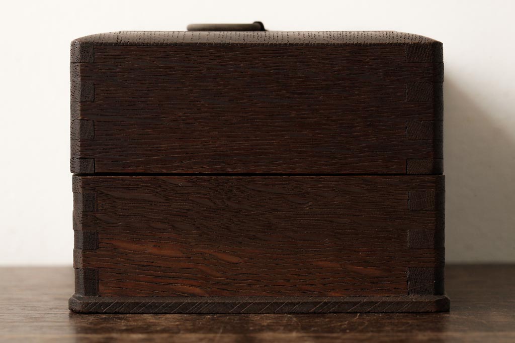 アンティーク雑貨　和製アンティーク　ナラ材　渋さと味わいが魅力的な古い印箱(印鑑箱、小物収納箱)(R-038701)