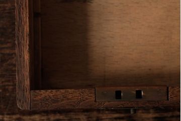 アンティーク雑貨　和製アンティーク　ナラ材　渋さと味わいが魅力的な古い印箱(印鑑箱、小物収納箱)(R-038701)