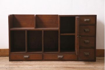 レトロ家具　昭和レトロ　昭和初期　激レア!ノスタルジックな雰囲気漂う本棚(収納棚、戸棚、キャビネット)(R-038711)