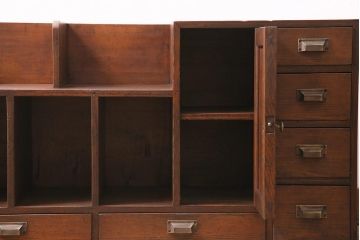 レトロ家具　昭和レトロ　昭和初期　激レア!ノスタルジックな雰囲気漂う本棚(収納棚、戸棚、キャビネット)(R-038711)