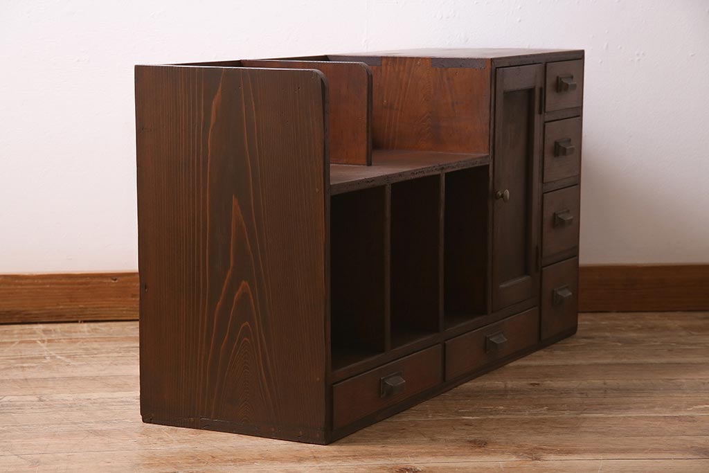 レトロ家具　昭和レトロ　昭和初期　激レア!ノスタルジックな雰囲気漂う本棚(収納棚、戸棚、キャビネット)(R-038711)