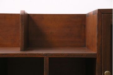 レトロ家具　昭和レトロ　昭和初期　激レア!ノスタルジックな雰囲気漂う本棚(収納棚、戸棚、キャビネット)(R-038711)