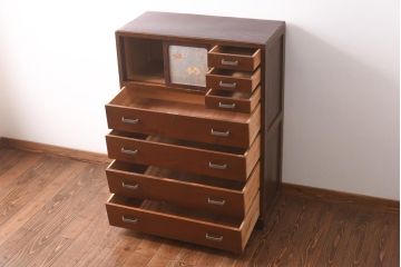 アンティーク家具　和製アンティーク　昭和中期　味わいたっぷりの引き戸付きチェスト(衣装タンス、引き出し)(R-038712)