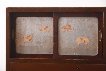 アンティーク家具　和製アンティーク　昭和中期　味わいたっぷりの引き戸付きチェスト(衣装タンス、引き出し)(R-038712)