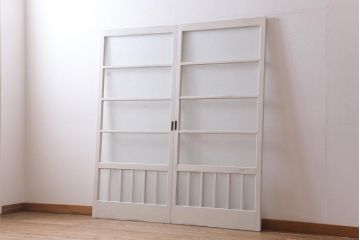 アンティーク建具　和製アンティーク　当店オリジナルガラス入り　ホワイトペイントが爽やかなガラス戸2枚セット(引き戸、建具)(R-038720)