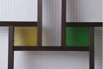 アンティーク建具　和製アンティーク　当時物色ガラス入り!　大正ロマン　モールガラス　色ガラスがレトロなガラス戸1枚(建具、引き戸)(R-038726)