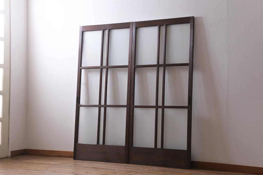 アンティーク建具　和製アンティーク　昭和初期　味のあるレトロな雰囲気を醸し出すガラス戸2枚セット(建具、引き戸)(R-038727)