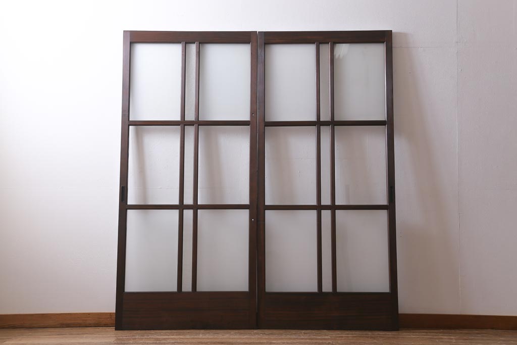 アンティーク建具　和製アンティーク　昭和初期　味のあるレトロな雰囲気を醸し出すガラス戸2枚セット(建具、引き戸)(R-038727)