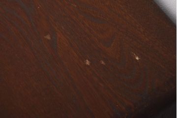 アンティーク家具　昭和初期　丸みのあるフォルムが親しみやすさ感じる茶箪笥(茶棚、戸棚、収納棚)(R-038775)