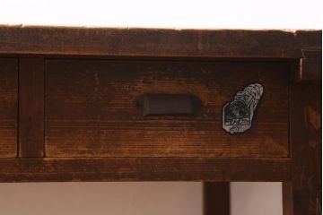 レトロ家具　昭和レトロ　昭和初期　味のある素朴な風合いのデスク(机、在宅ワーク、在宅用ワークデスク)(R-038777)