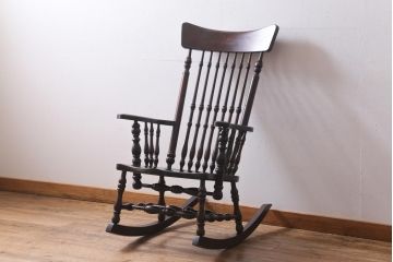中古　松本民芸家具　上品なデザインの304F型ロッキングチェア(イス、揺り椅子)(定価約22万7千円)(R-038781)