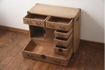 アンティーク家具　和製アンティーク　昭和中期　総桐材　古い木の質感が味わい深い小箪笥(引き出し、収納棚、桐箪笥、桐たんす)(R-038783)