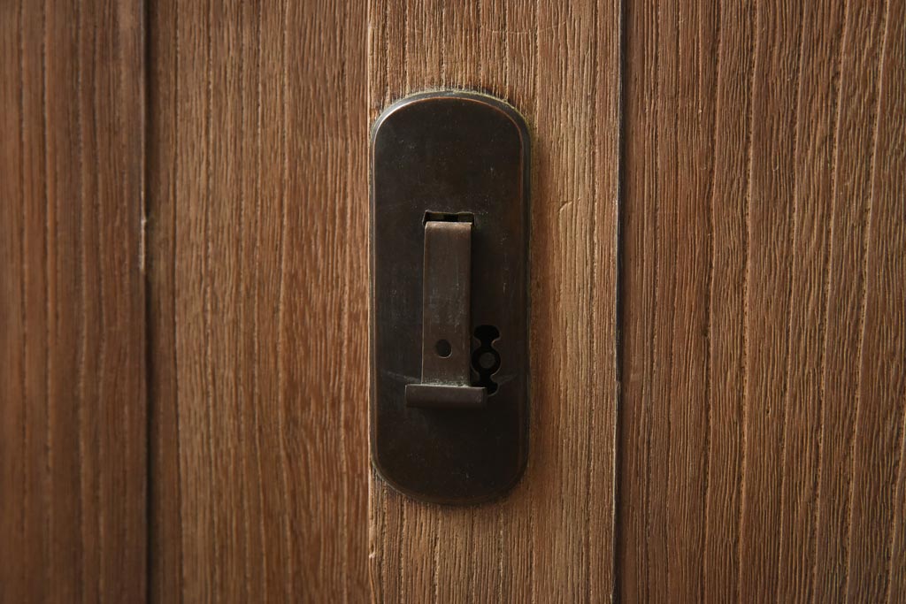 アンティーク家具　和製アンティーク　昭和中期　総桐材　古い木の質感が味わい深い小箪笥(引き出し、収納棚、桐箪笥、桐たんす)(R-038783)