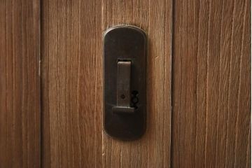 アンティーク家具　和製アンティーク　昭和中期　総桐材　古い木の質感が味わい深い小箪笥(引き出し、収納棚、桐箪笥、桐たんす)(R-038783)