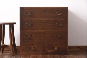 アンティーク家具　和製アンティーク　あたたみのある色合いが魅力の小箪笥(引き出し、小引き出し、抽斗)(R-038785)