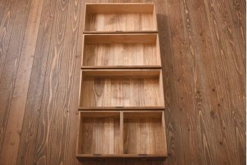 アンティーク家具　和製アンティーク　あたたみのある色合いが魅力の小箪笥(引き出し、小引き出し、抽斗)(R-038785)