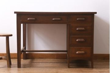 アンティーク家具　上手物!　ナラ材　テーパー脚　レトロな片袖デスク(片袖机、在宅ワーク、在宅用ワークデスク)(R-038787)