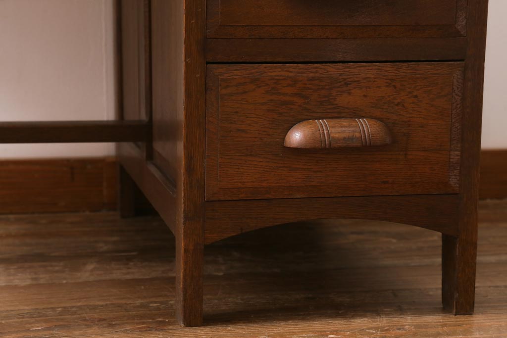 アンティーク家具　上手物!　ナラ材　テーパー脚　レトロな片袖デスク(片袖机、在宅ワーク、在宅用ワークデスク)(R-038787)