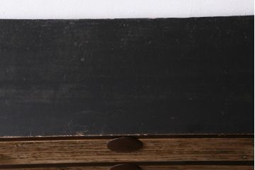 アンティーク家具　前縁漆塗り　和モダンにもおすすめの衣装箪笥(和タンス、引き出し、チェスト)(R-038788)
